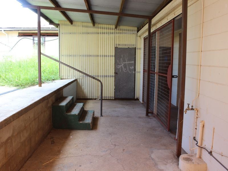 8 Capper Street, Gayndah QLD 4625