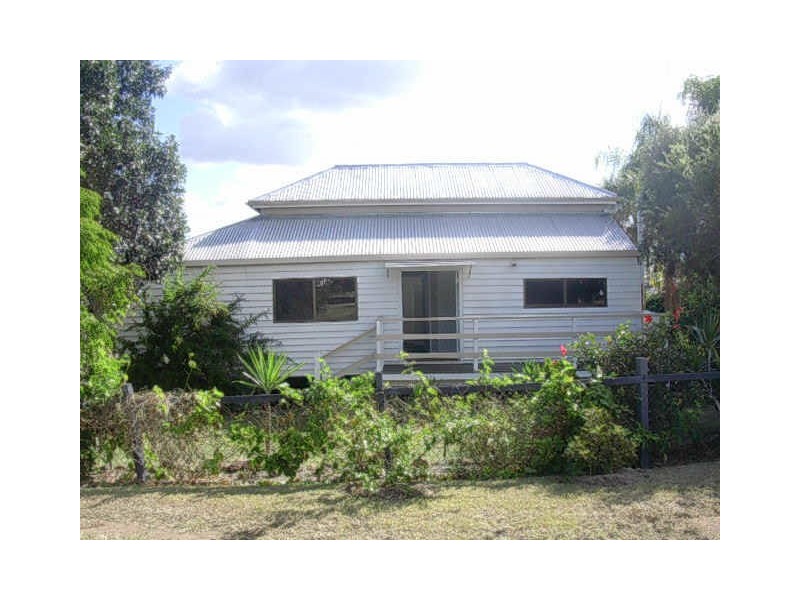 88 Fielding Street, Gayndah QLD 4625