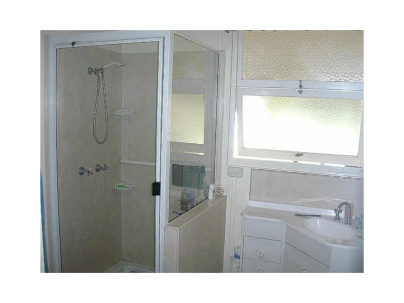 4 BUSHNELL STREET, Gayndah QLD 4625