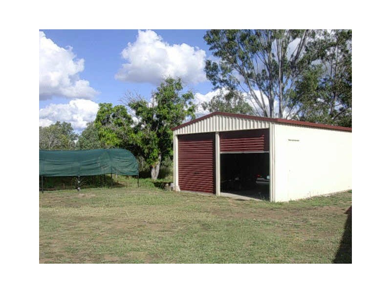 4 BUSHNELL STREET, Gayndah QLD 4625