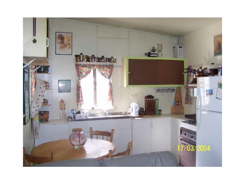 8 Adelong Street, Gayndah QLD 4625