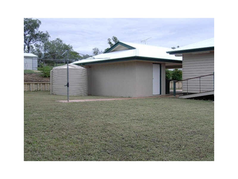 108 LYONS STREET, Mundubbera QLD 4626