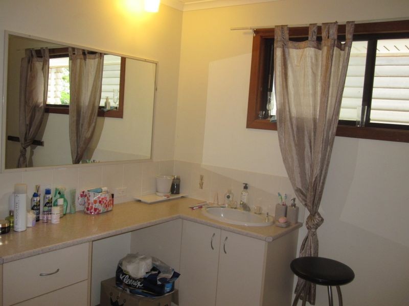 Unit 10/37 The Esplanade, Scarness QLD 4655