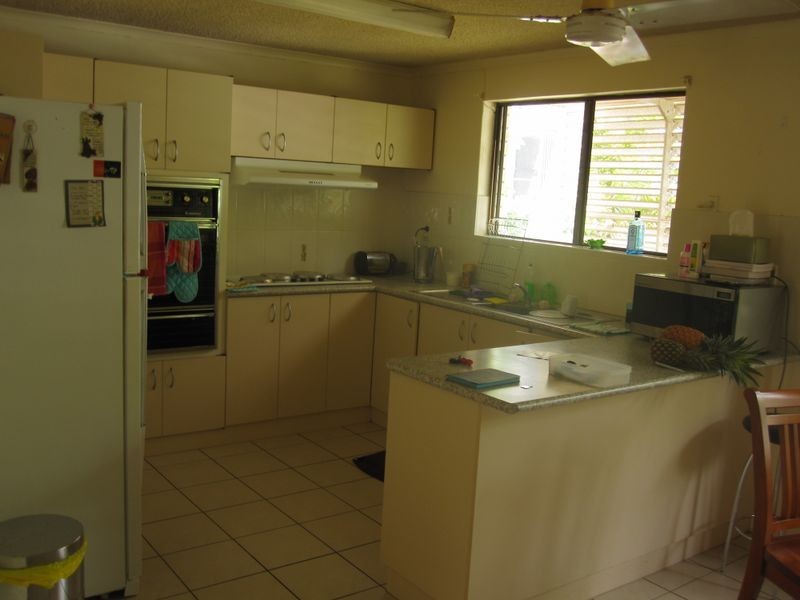 Unit 10/37 The Esplanade, Scarness QLD 4655