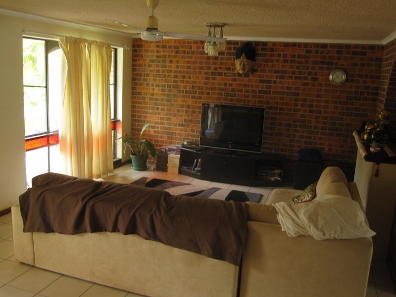 Unit 10/37 The Esplanade, Scarness QLD 4655