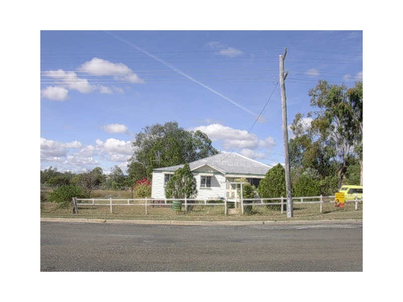 43 Simon Street, Gayndah QLD 4625