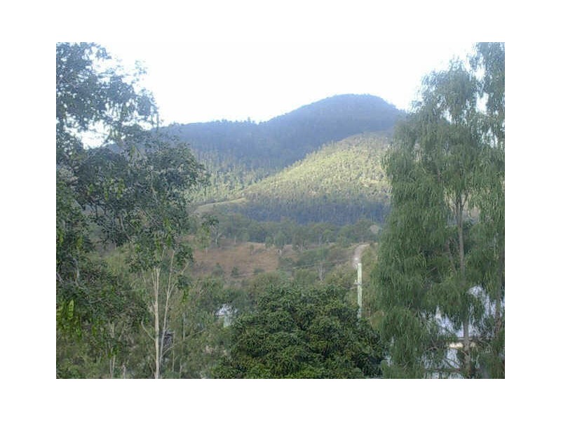 6 PEARSON STREET, Mount Perry QLD 4671