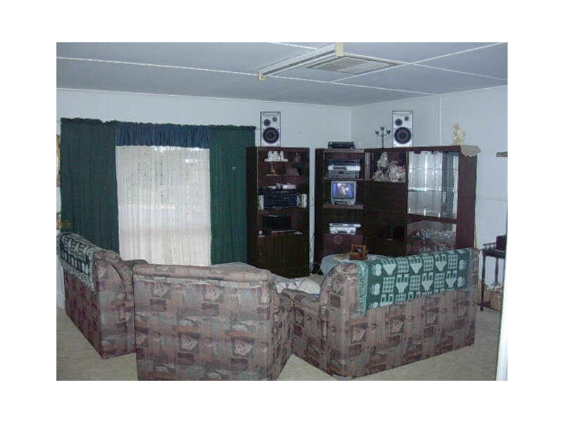 5 MACDONALD STREET, Eidsvold QLD 4627