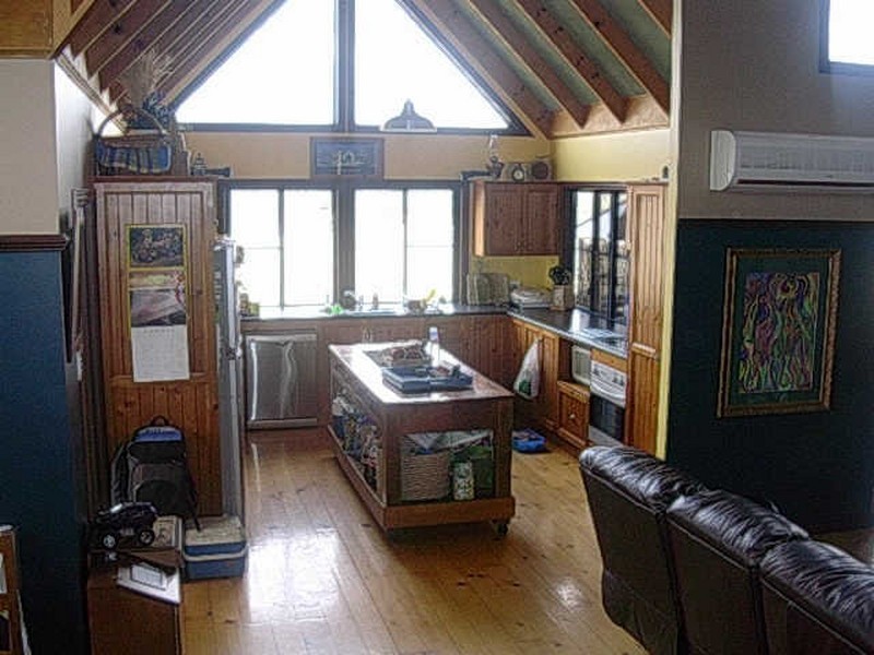 86 FRANK MACAULEY STREET, Mundubbera QLD 4626