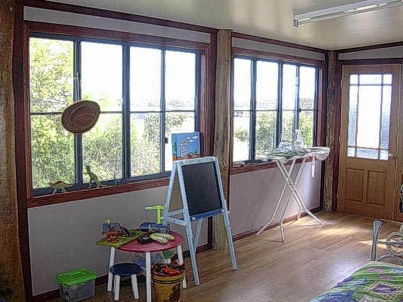 86 FRANK MACAULEY STREET, Mundubbera QLD 4626