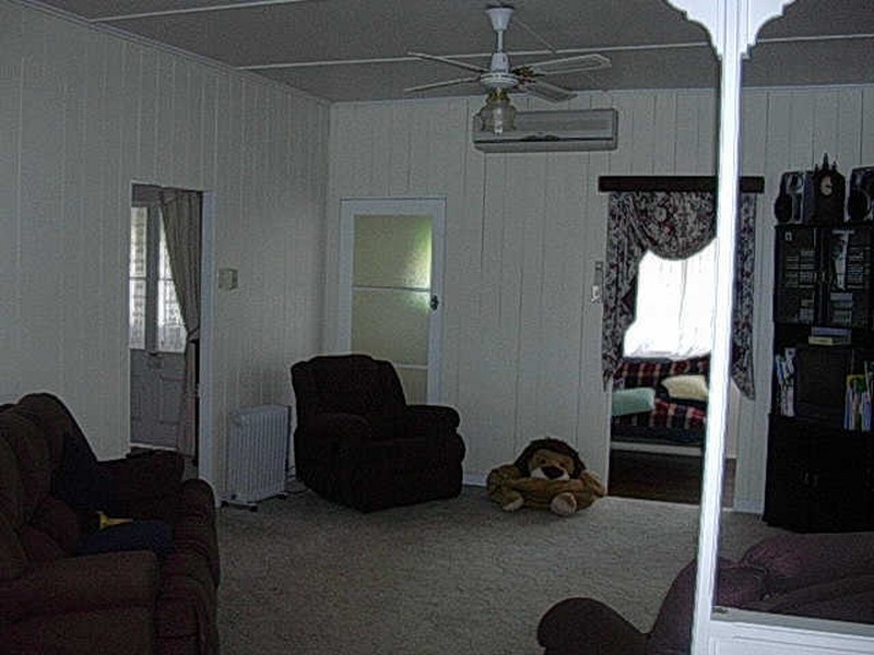3 PORTER STREET, Gayndah QLD 4625