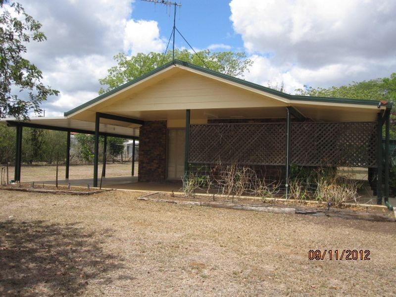 38 Maud Street, Gayndah QLD 4625