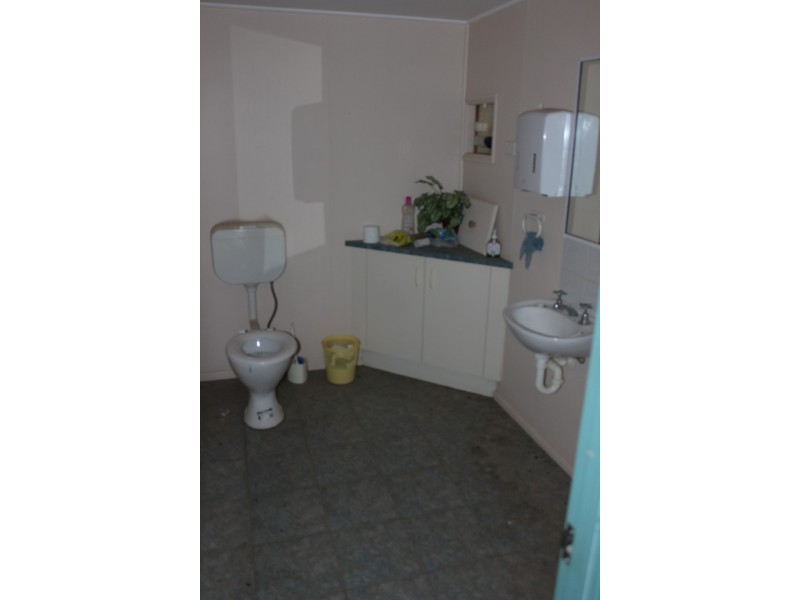 61 Queen Street, Gayndah QLD 4625