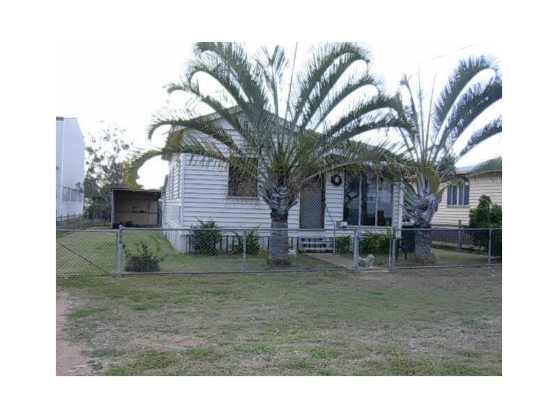 22 Fielding Street, Gayndah QLD 4625