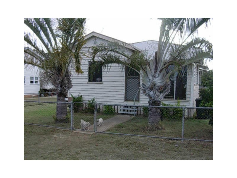 22 Fielding Street, Gayndah QLD 4625