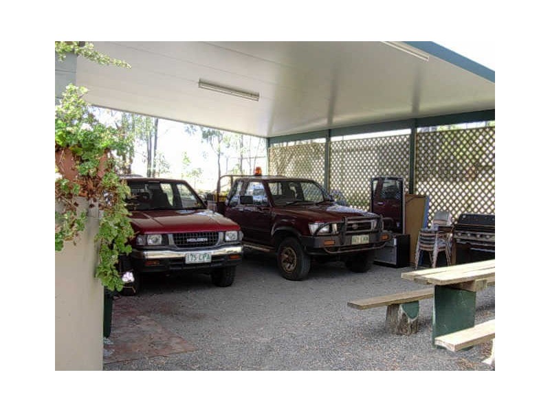 33 Juliett Street, Gayndah QLD 4625