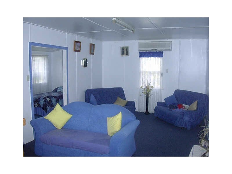 10 Barrow St, Gayndah QLD 4625