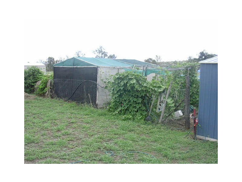 10 Barrow St, Gayndah QLD 4625