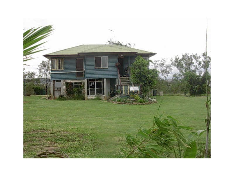 233 BERONNE ROAD, Gayndah QLD 4625