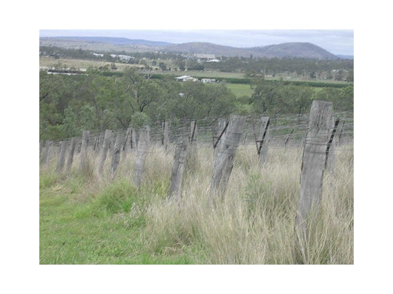 233 BERONNE ROAD, Gayndah QLD 4625