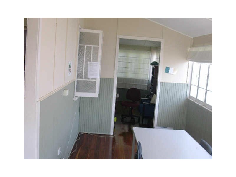 33 GOLDEN SPUR STREET, Eidsvold QLD 4627