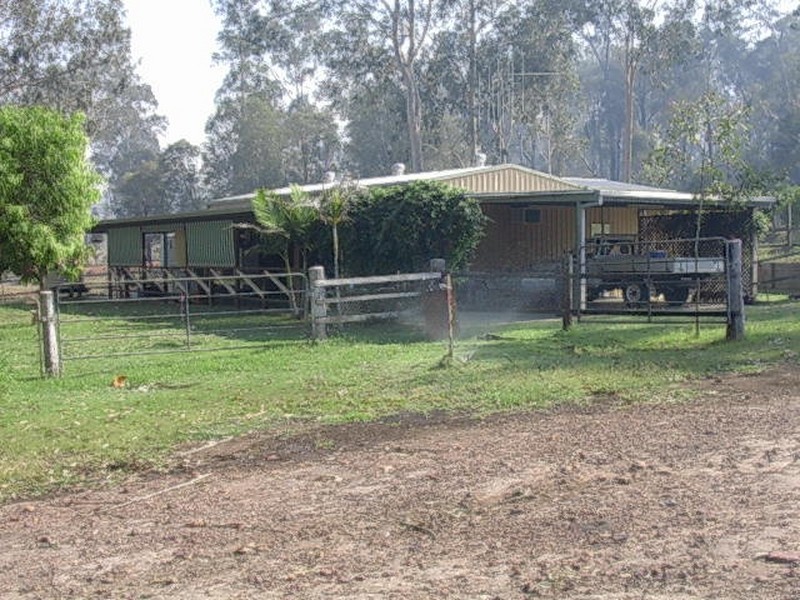 1 ALMA VALE ROAD, Eidsvold QLD 4627