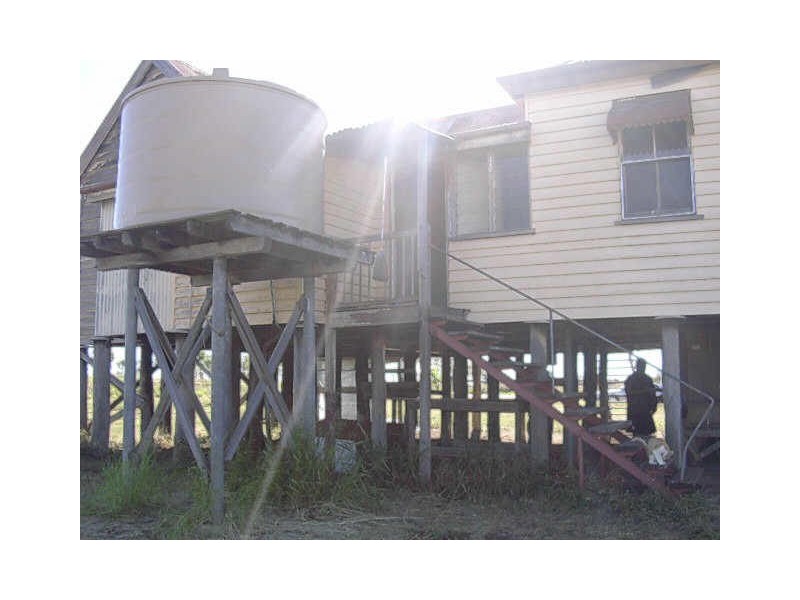 1 SHAMROCK STREET, Byrnestown QLD 4625