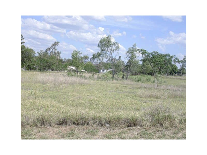 33 Downing Street, Gayndah QLD 4625