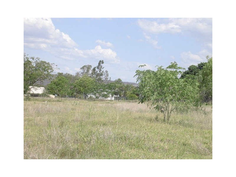 33 Downing Street, Gayndah QLD 4625