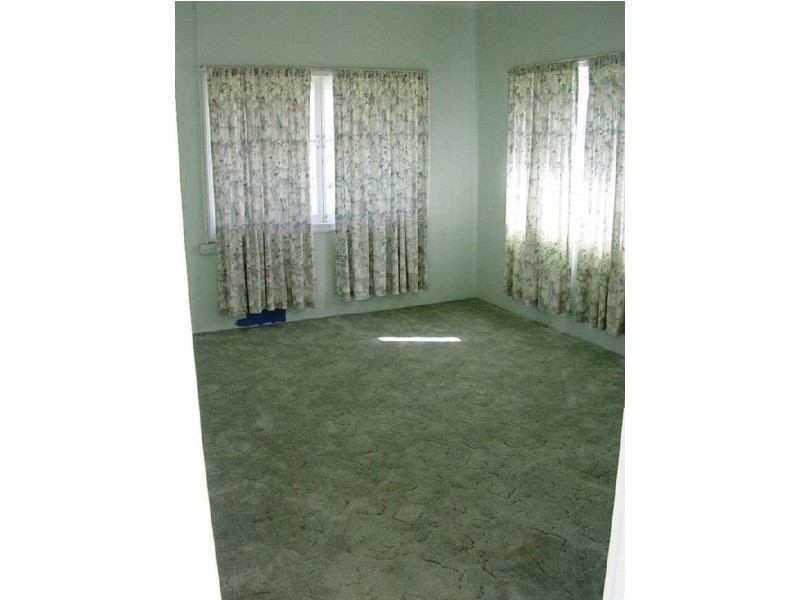 10 Walker Street, Gayndah QLD 4625