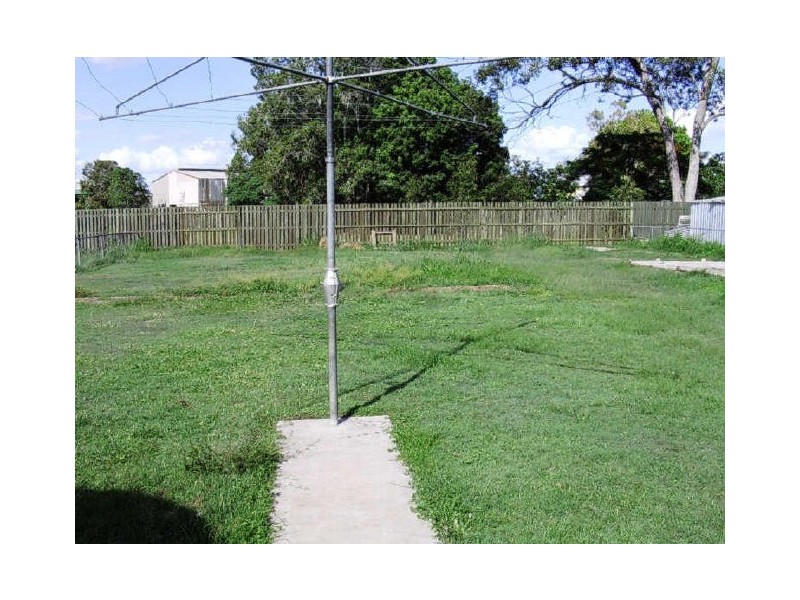 10 Walker Street, Gayndah QLD 4625