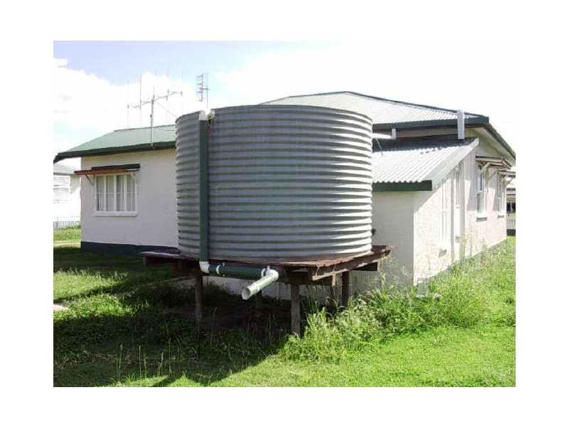 10 Walker Street, Gayndah QLD 4625