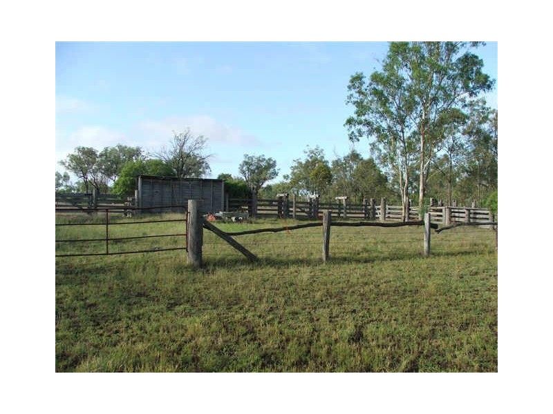 20122 BURNETT HIGHWAY, Mundubbera QLD 4626