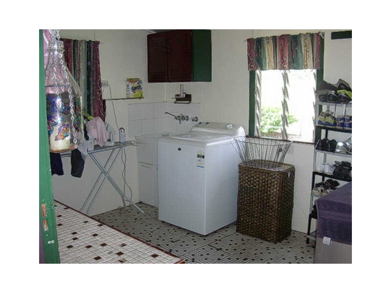 45 Warton Street, Gayndah QLD 4625