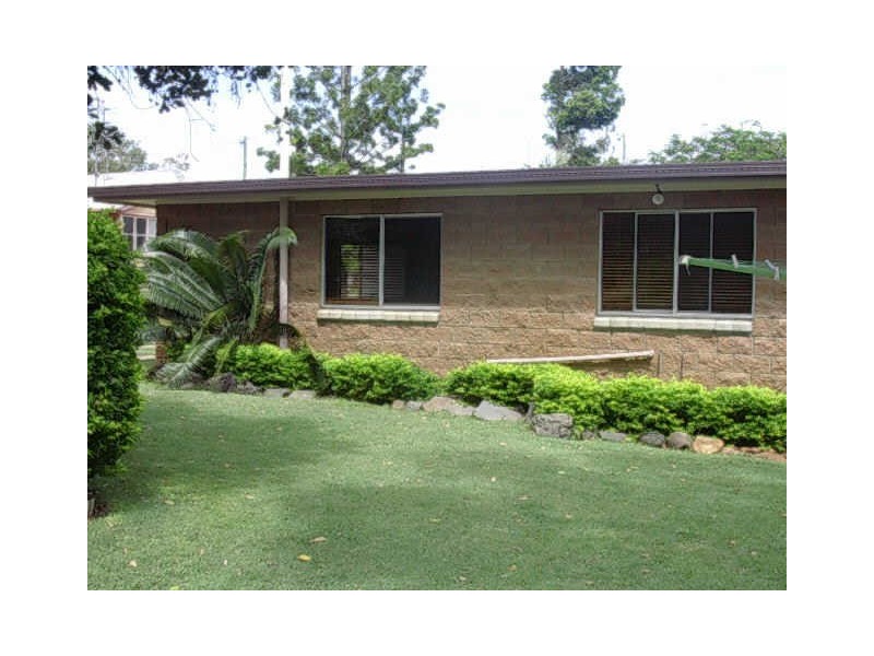 45 Warton Street, Gayndah QLD 4625