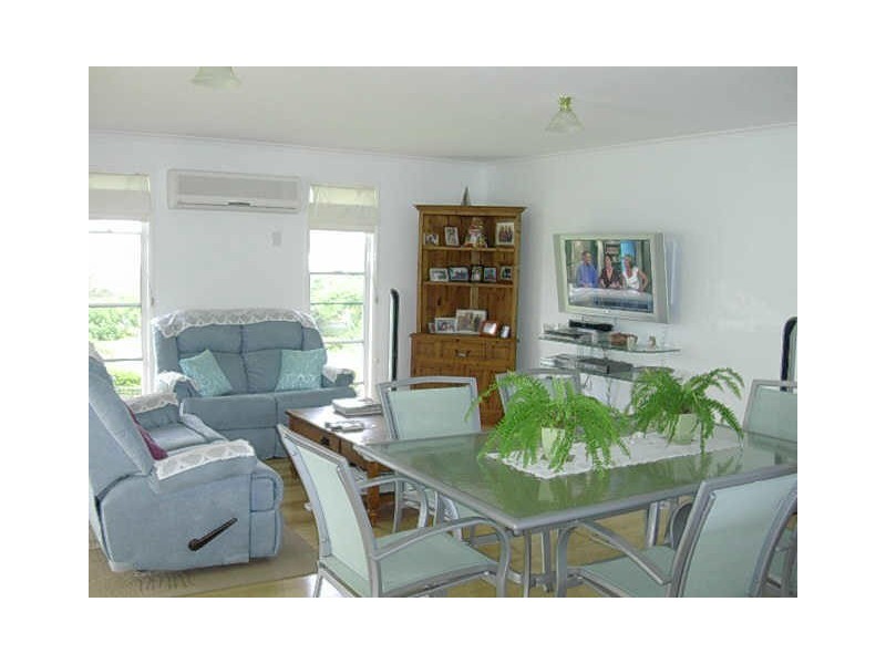 16 SAM WELLER, Gayndah QLD 4625