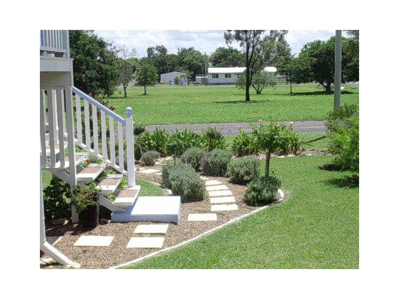 16 SAM WELLER, Gayndah QLD 4625