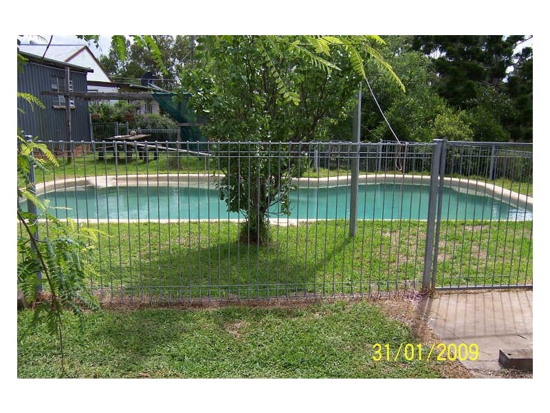 86 Moreton Street, Eidsvold QLD 4627
