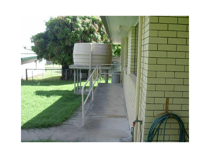 36 PINEAPPLE STREET, Gayndah QLD 4625