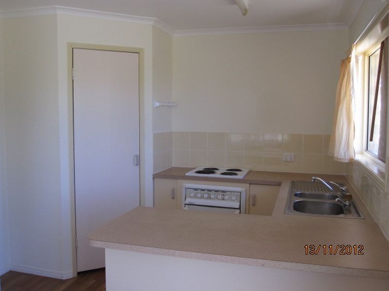 4 Les Baker St, Gayndah QLD 4625