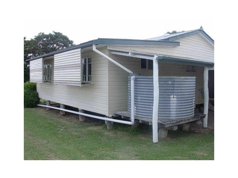11 ARTHUR STREET, Gayndah QLD 4625