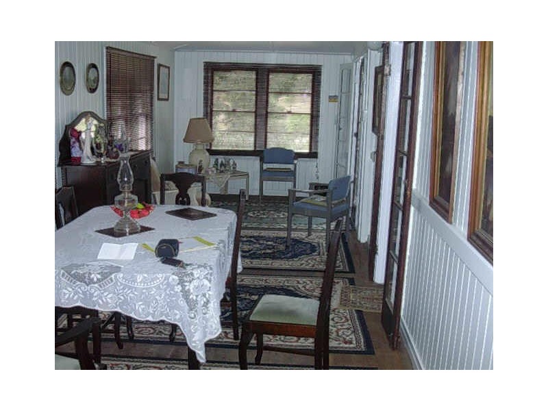 6 BASS STREET, Mundubbera QLD 4626