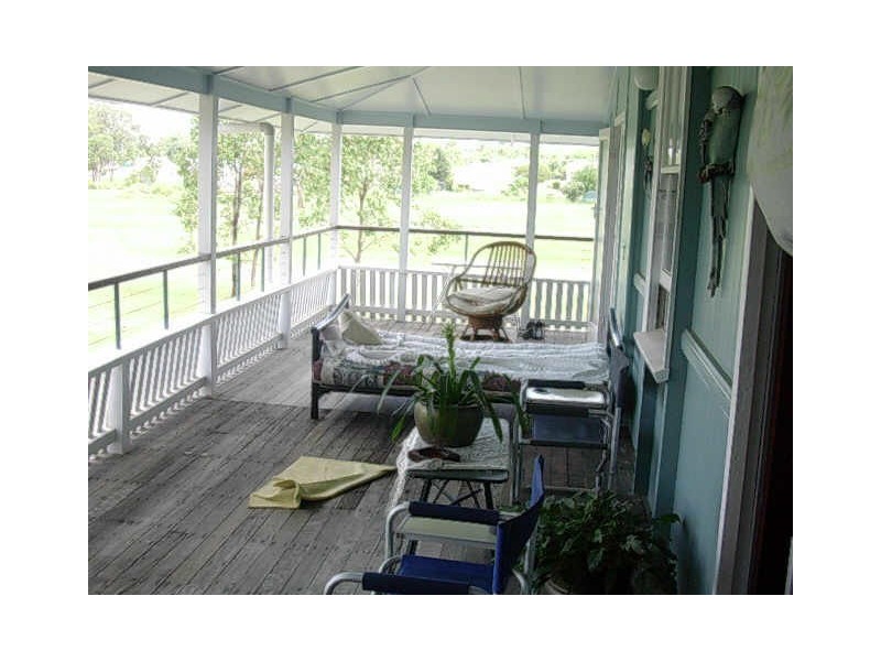 6 BASS STREET, Mundubbera QLD 4626