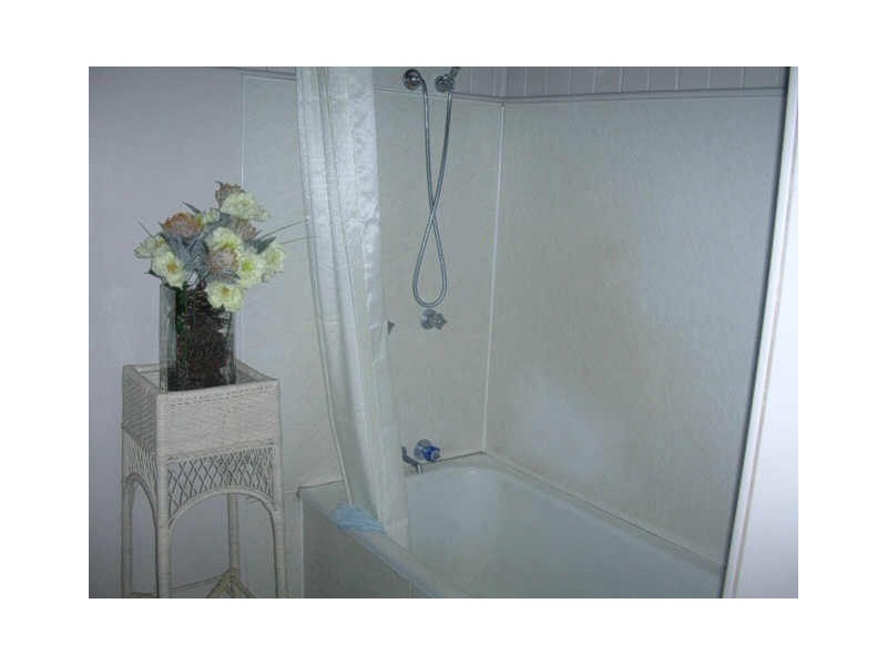 6 BASS STREET, Mundubbera QLD 4626