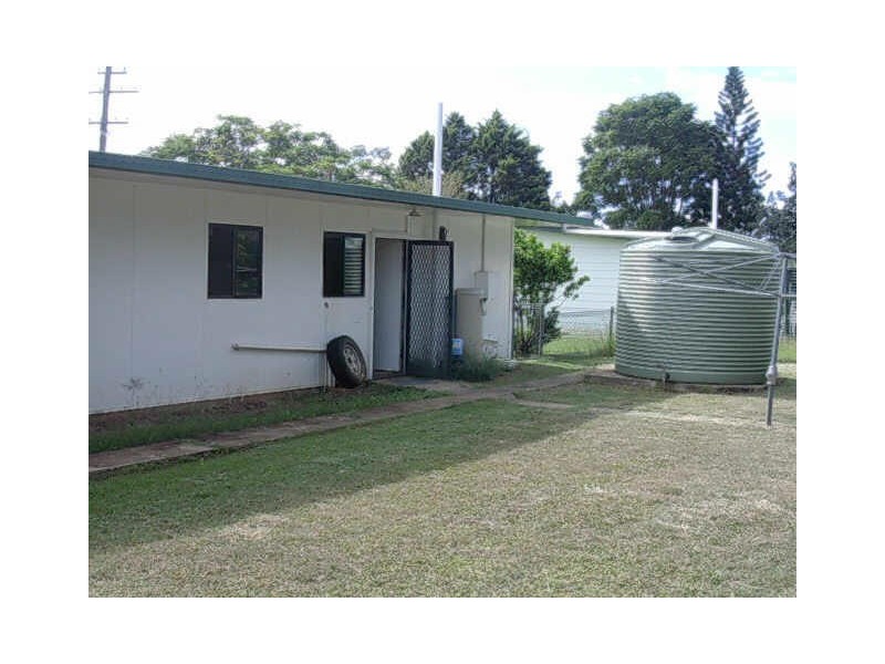 27 ARTHUR  STREET, Gayndah QLD 4625