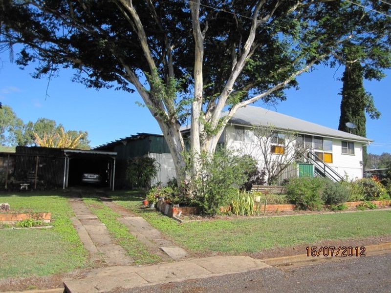 11 Mount Rose Street, Eidsvold QLD 4627