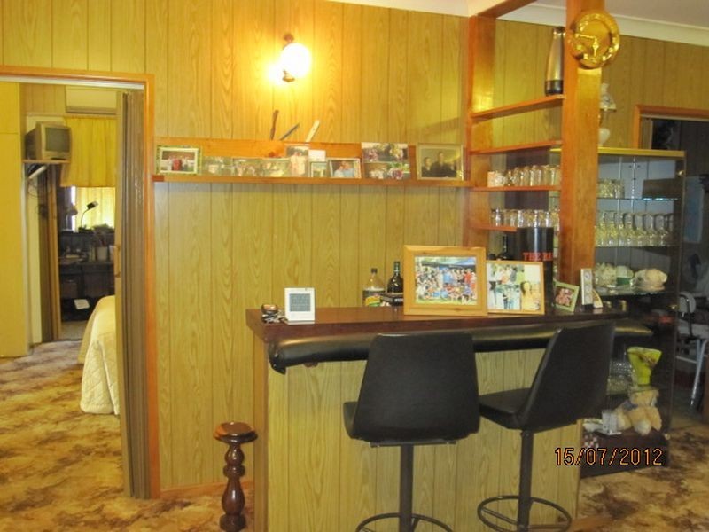 11 Mount Rose Street, Eidsvold QLD 4627
