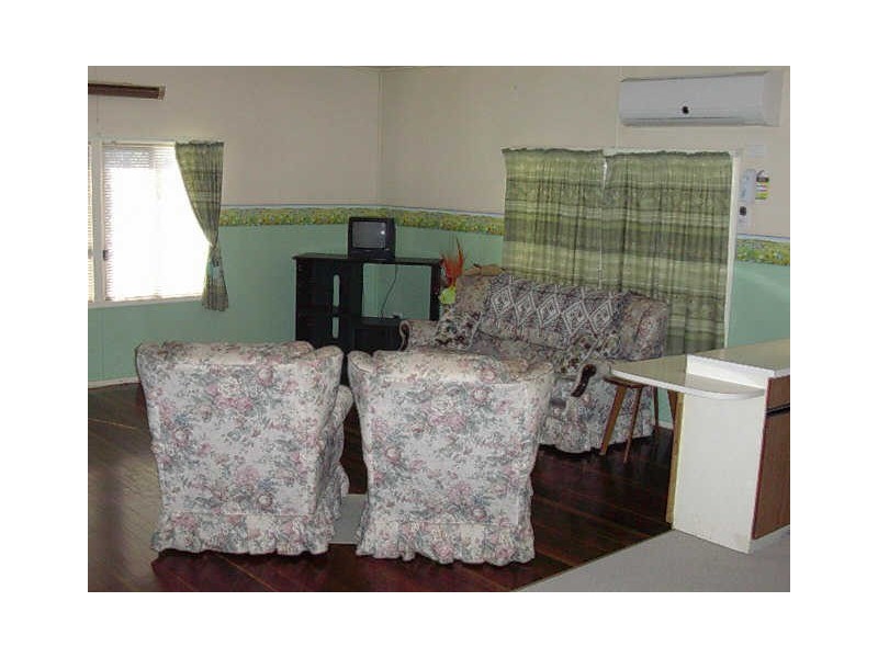 80 MORETON STREET, Eidsvold QLD 4627