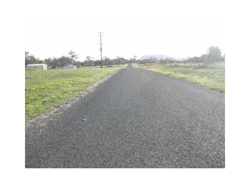 24 Adelong Street, Gayndah QLD 4625
