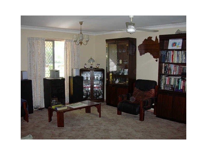 42 Adelong Street, Gayndah QLD 4625